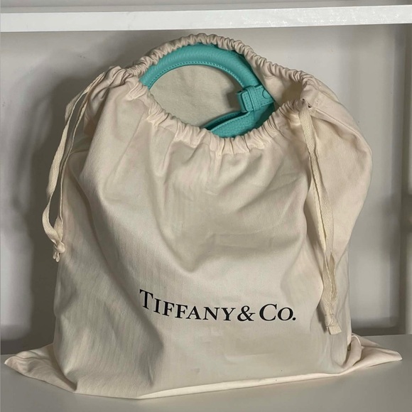 Tiffany & Co. Leather Heart Bag Return To Tiffany Leather Blue New York. NEW - Picture 8 of 11